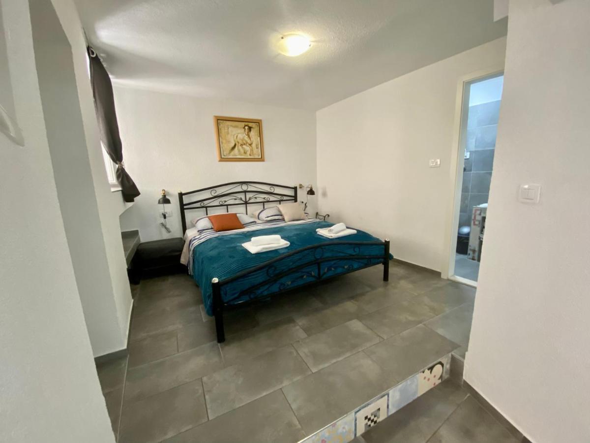 Apartment Papalina City Center Split Exterior photo